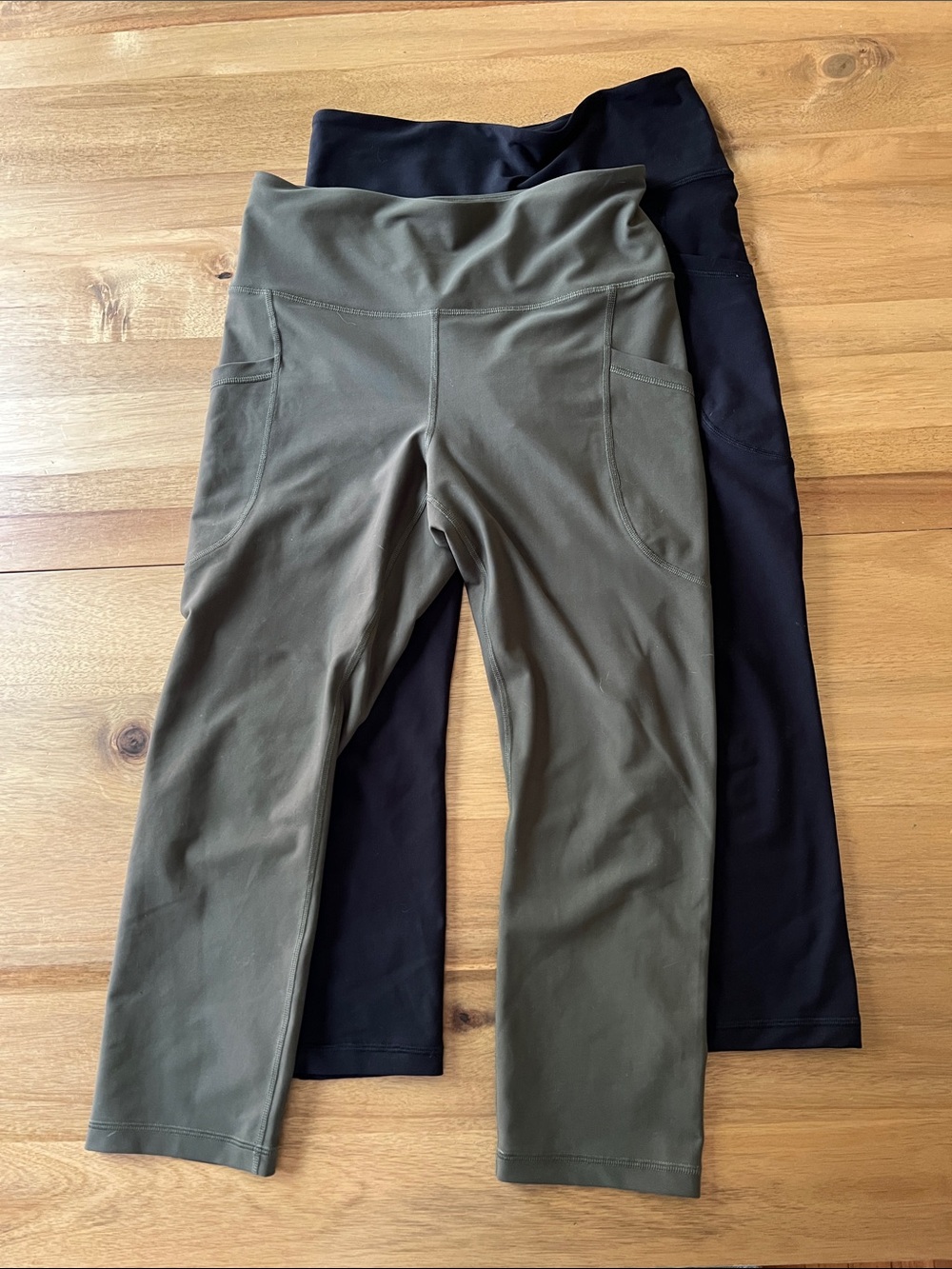 Old Navy cropped Powersoft Leggings